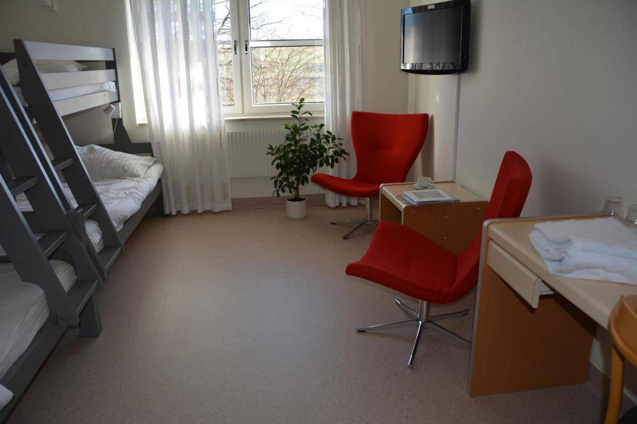 Katrinebergs Folkhoegskola B&B Vessigebro Extérieur photo